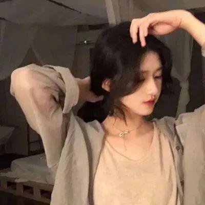 蓝月终曲封面
